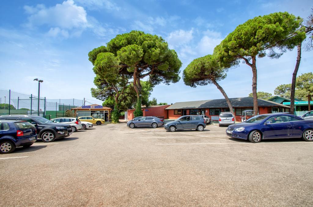Royal Tennis Club Marbella Luaran gambar